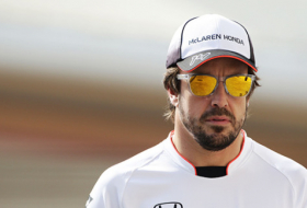 F1: `50% de chances qu`Alonso aille chez Mercedes`